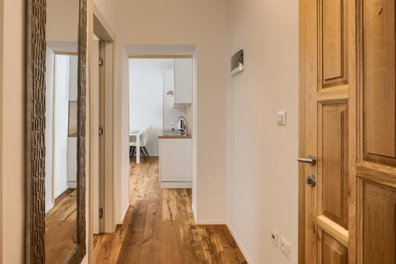 Deluxe Apartment Antonija Porec Exterior photo