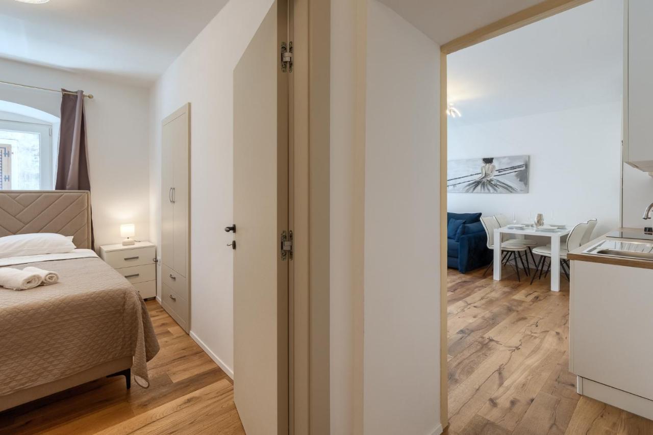 Deluxe Apartment Antonija Porec Exterior photo